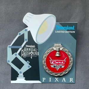 Disney DLR Annual Passholder Lightning McQueen Cars Land Pin LE 3000